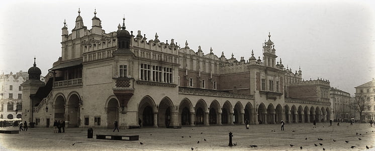 Kraków, Poola, Cloth hall sukiennice, turu, arhitektuur