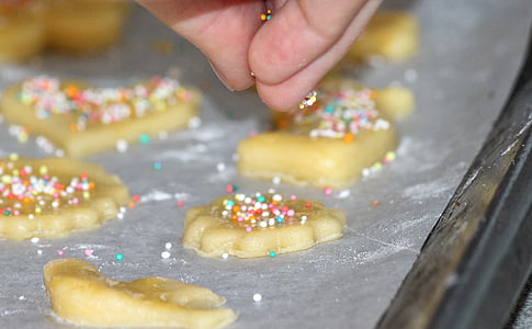 Kekse backen, Weihnachten, Weihnachten-Verbrauch, Süß, sehr lecker, Hände, Arbeit