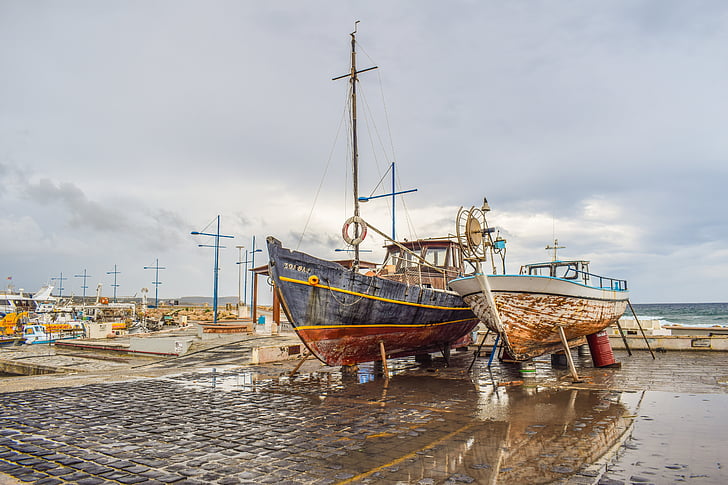 Barcos, doca, estaleiro naval, Porto, dia chuvoso, reflexão, náutico