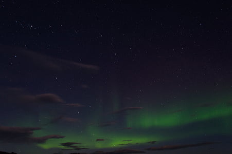 Aurora Boreal, à noite, luzes do Norte, céu, estrelas