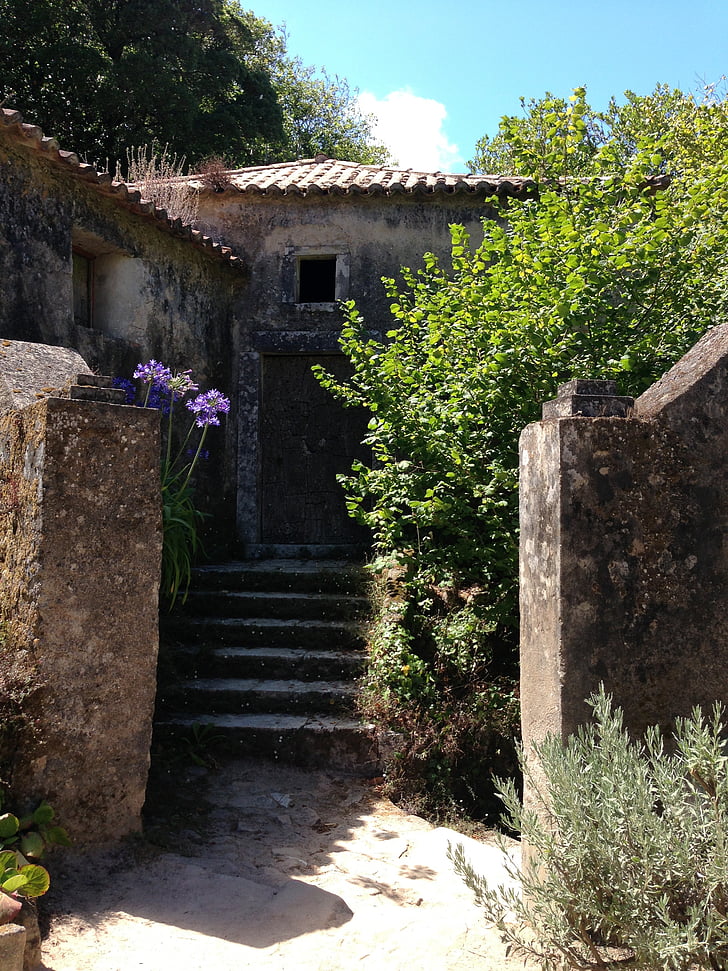 Convento dos capuchos, Portugália, kolostor, régi, az egykori kolostorban, kert, a középkorban
