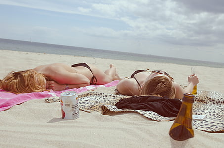 paplūdimys, geriamojo, gėrimai, merginos, atostogų, laisvalaikio, gulėti