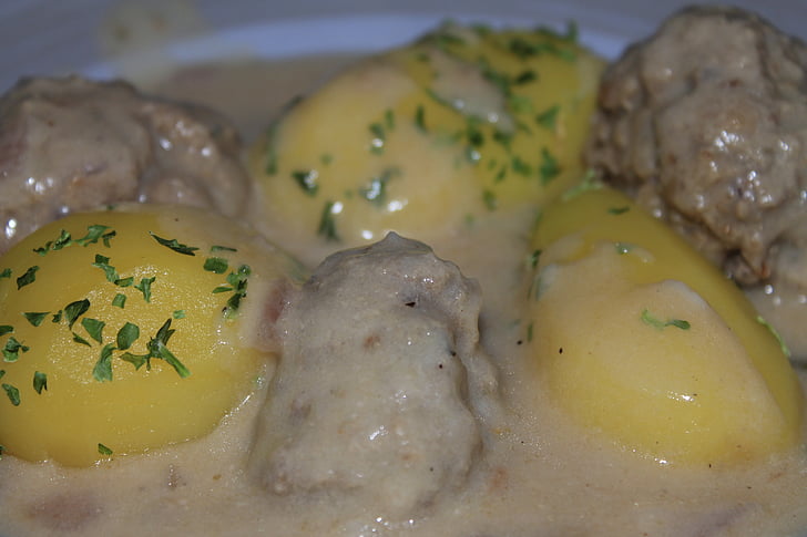 königsberger klopse, potatoes, sauce, meal, court, substantial, lunch