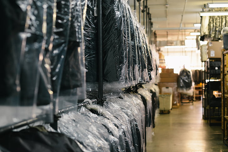 obleke, skladišče, jakne, visi, plastike, moška moda, tovarne
