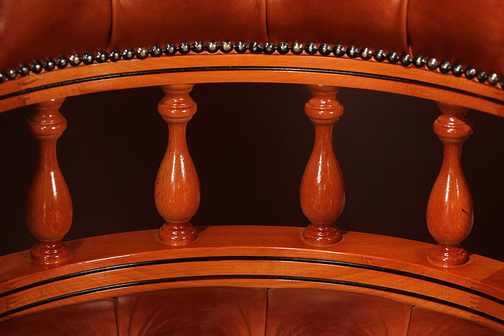 Britse meubilair, hout en leder stoel, bekleding, het platform, hout - materiaal, luxe, binnenshuis