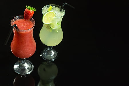 cocktail, cocktails, drink, lemon, strawberry, strawberry drink, black background
