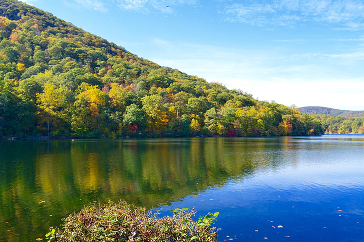 Lakeside, mùa thu, dãy núi, Hillside, nước, bầu trời xanh, phản ánh