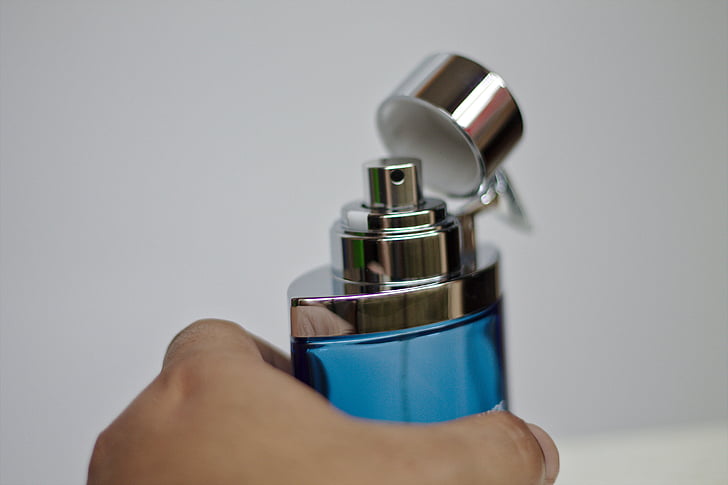 picking up the scent, perfume, hand, fragrance, personal care, for men