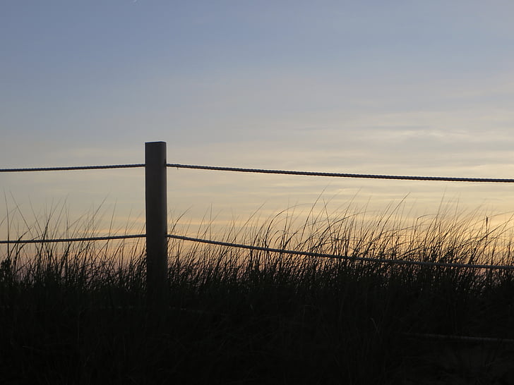rope fence, silhouette, sunset, dusk, evening, grass, fencing
