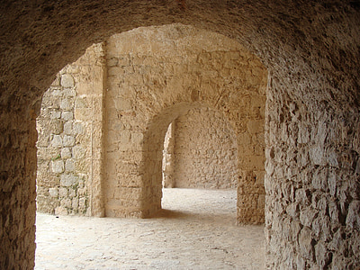 pevnost, žlutá, tunelové propojení, cestování, světlo, Architektura, Historie