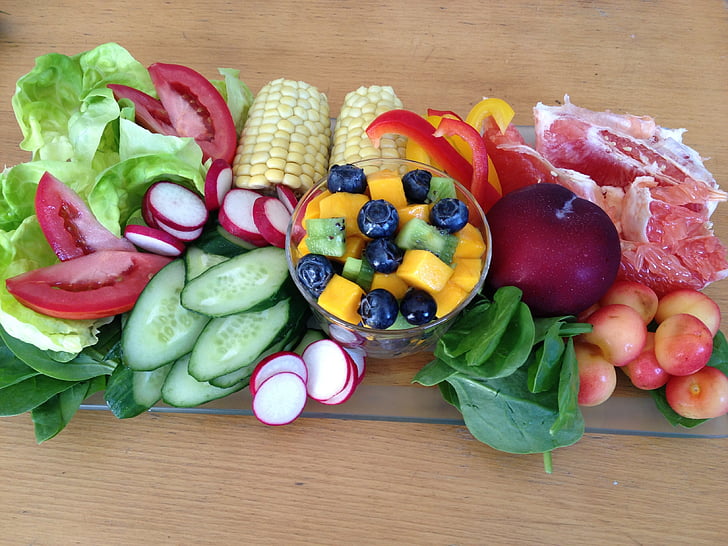 šviežios, salotos, daržovių vaisių, Vegetaras, agurkai, mėlynių, pomidorų