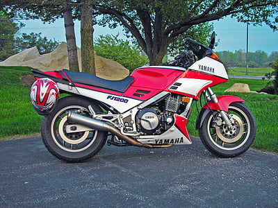 Yamaha велосипеди, мотоцикл, червоний, перевезення, велосипед, транспортний засіб, транспорт