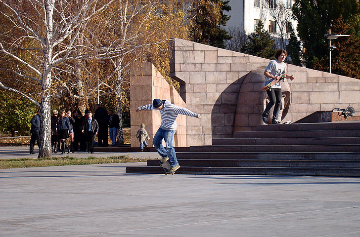 skejtboard, Monumento, zona, muchachos, paseo, otoño, sol