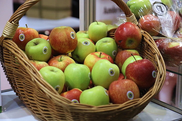 apples, the basket of apples, fruit, healthy, healthy food, fresh, vitamins