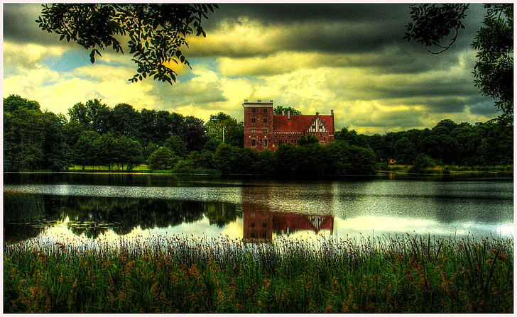 Svaneholms slott, Skåne, byggnad, landskap, sjön