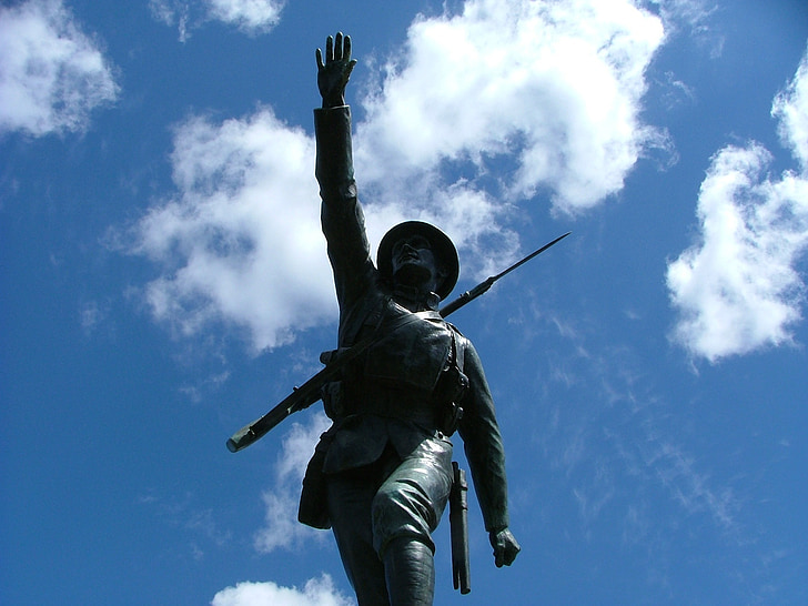 bridgnorth, memorial, soldier, sky, tin hat, statue