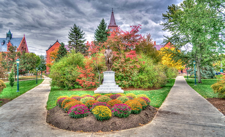 University of vermont, upadek, liści, Burlington, Vermont, zachmurzone niebo, krajobraz