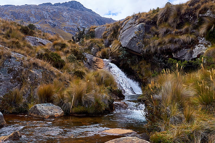 Peru, hory, horská řeka, volně žijící zvířata, Kordillery, řeka, Hora