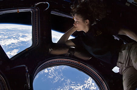 Международна космическа станция, МКС, астронавт, купол, Трейси Колдуел Снежанка, почивка, изглед