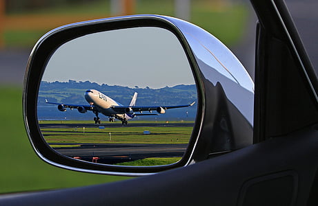 coche, lado, espejo, mostrando, avión, aviones de pasajeros, espejo retrovisor