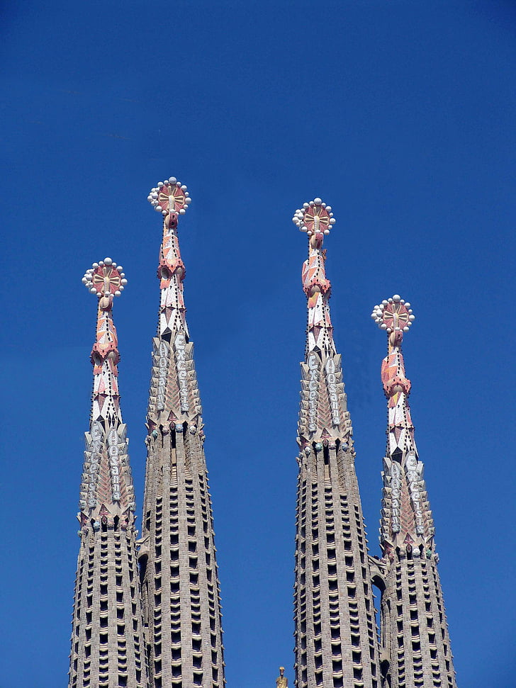 Sagrada familia, Barcelona, Espanja, kirkko, Catalonia, La sagrada familia, Mielenkiintoiset kohteet:
