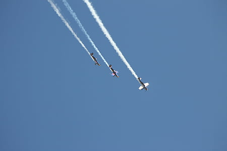 flugshow, vigurlend, airpower, Red bull, Red bull, flaier, taevas
