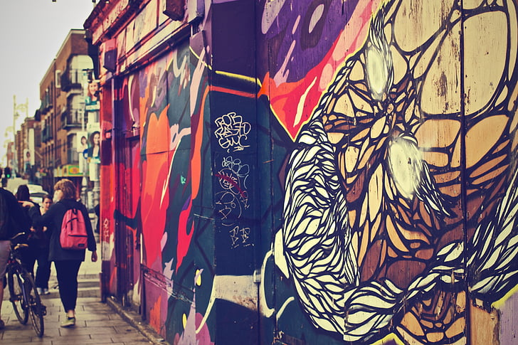 person, stående, i nærheden af, væg, graffiti, dagtimerne, kunst
