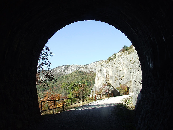 túnel, galeria, pista per a bicicletes, Val rosandra, a peu, paisatge, muntanya