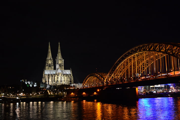 Köln, dom, most Hohenzollern, noć, Rajna, vode, zrcaljenje