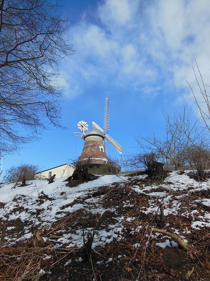 Starý větrný mlýn, dyrhave mlýn, 1800, století, postaven v roce 1858, funkční, 25 m