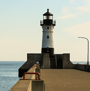 lighthouse, duluth minnesota, breakwater, pier, landmark, navigation, harbor
