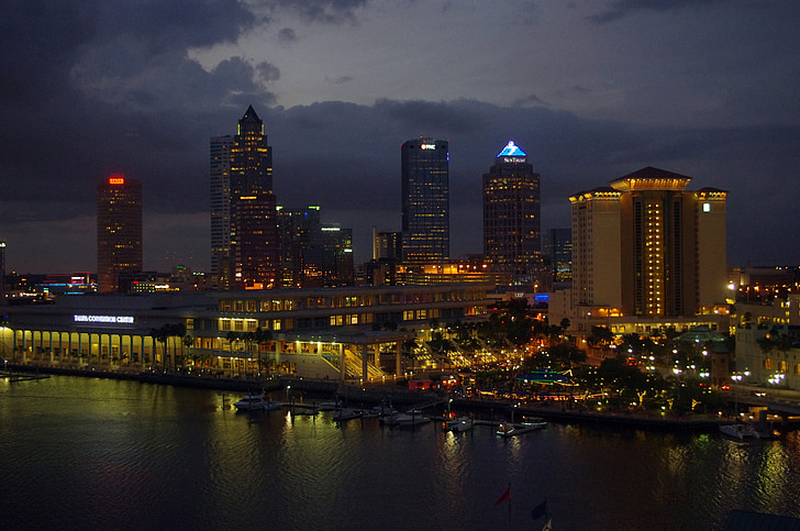 la Florida, Bahía de Tampa, noche, Tampa, ciudad, Skyline