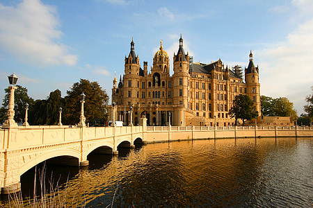 Bridge, slottet, Schwerin, Brandenburg gull