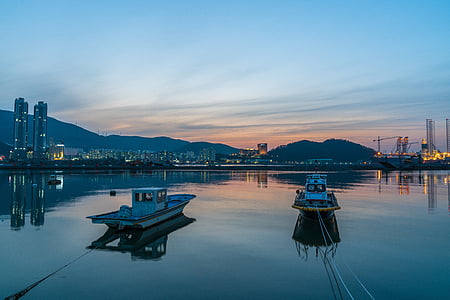 Geoje, Korea, solnedgang, båter, gohyeon