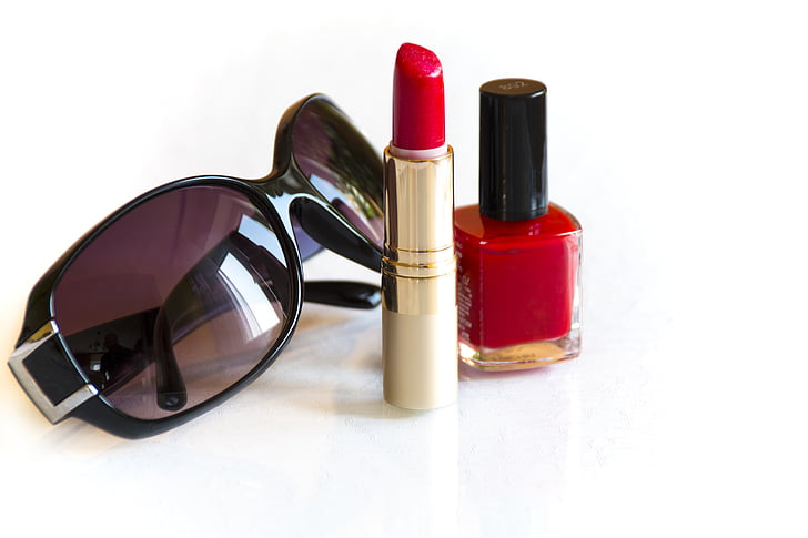 deep red, sensual, sexy, women's, lipstick, black glasses, solar glasses