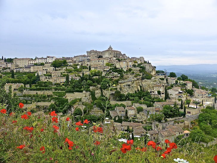 Gordes, falu, virágok, virágzó, Provence, Franciaország, középkori