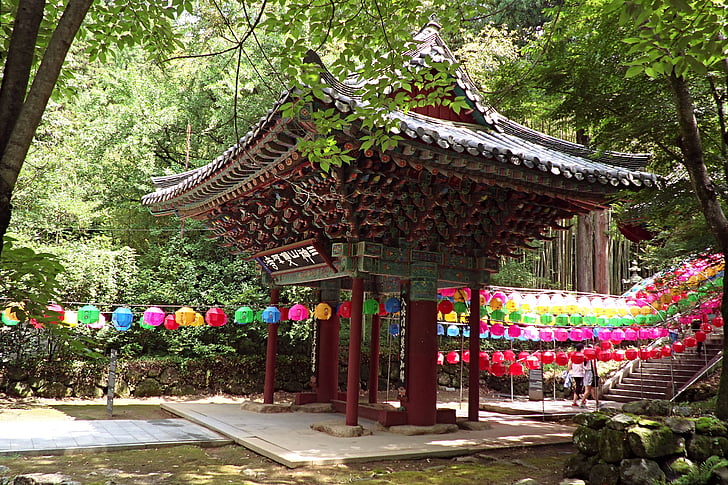 afsnit, traditionelle templer, ssanggyesa, lanterne