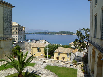 Corfu, rumah, rumah, pohon palem