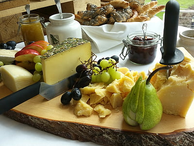 queso, tienda de delicatessen, käseplatte, Austria, alimentos, buffet, cuchillo