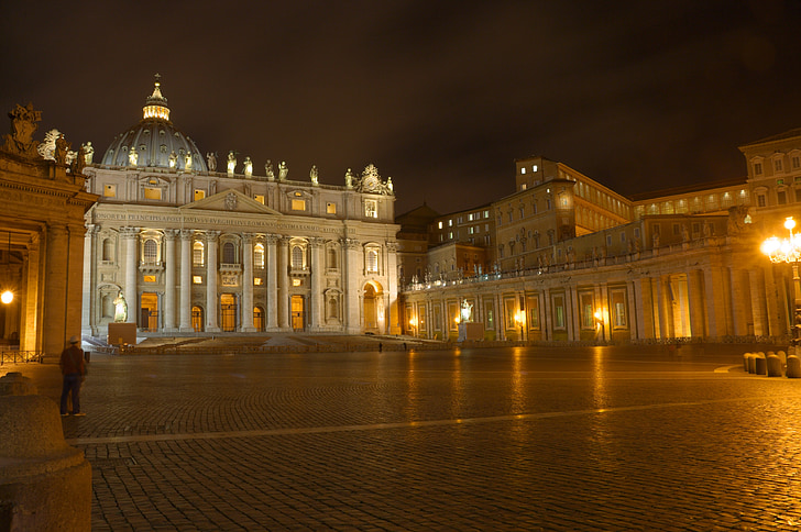 Rome, Vatikāns, Svētā Pētera katedrāles, Svētā Pētera laukumā, naktī, arhitektūra, slavena vieta