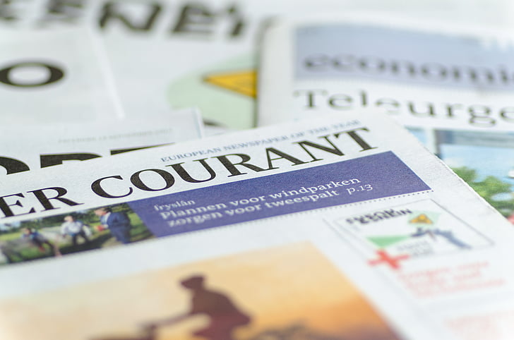 newspapers, leeuwarder courant, press, news, daily newspaper