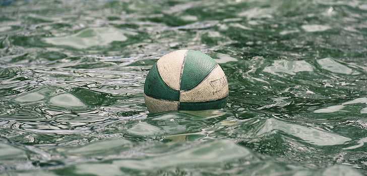 Ball, eau, Water-polo aux Jeux