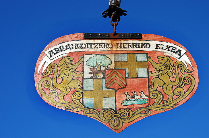 arcangues, basses-pyrénées, basque country, emblem, town hall, coat of arms