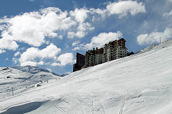Valle nevado, centre d'esquí, Xile, l'hivern, surf de neu, pistes d'esquí, neu
