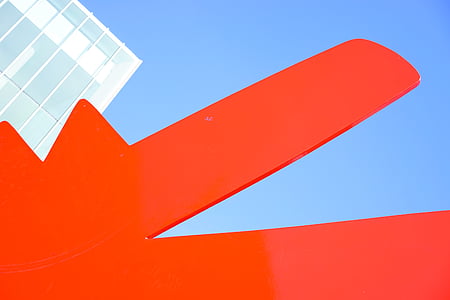 roter Hund, Kunst, Kunstwerk, Keith haring, Ulm, neues Zentrum, Gebäude