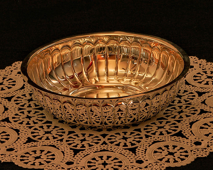 bowl, dish, container, silver, gold, vermeil, doily