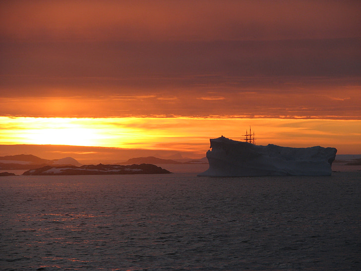 ทวีปแอนตาร์กติกา, ภูเขาน้ำแข็ง, พระอาทิตย์ตก, เที่ยงคืน, ธรรมชาติ, ความสวยงาม, เสา