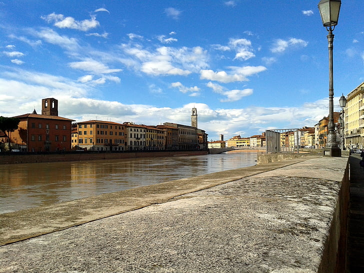 Pisa, Lungarno, jõgi, Toscana, Arno