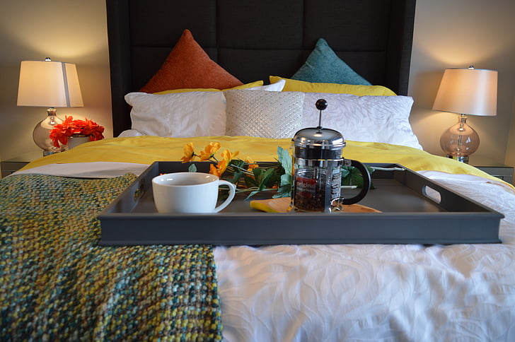 breakfast in bed, bed, bedroom, tray, coffee, breakfast, lamp