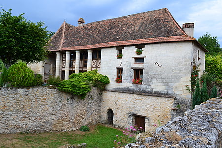 perigord māja, viduslaiku māju, Périgord, perigordian stils, viduslaiku ciems, perigord jumta, Dordogne